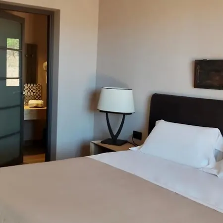 B&B Araja Villa&Suite By Geocharme-2